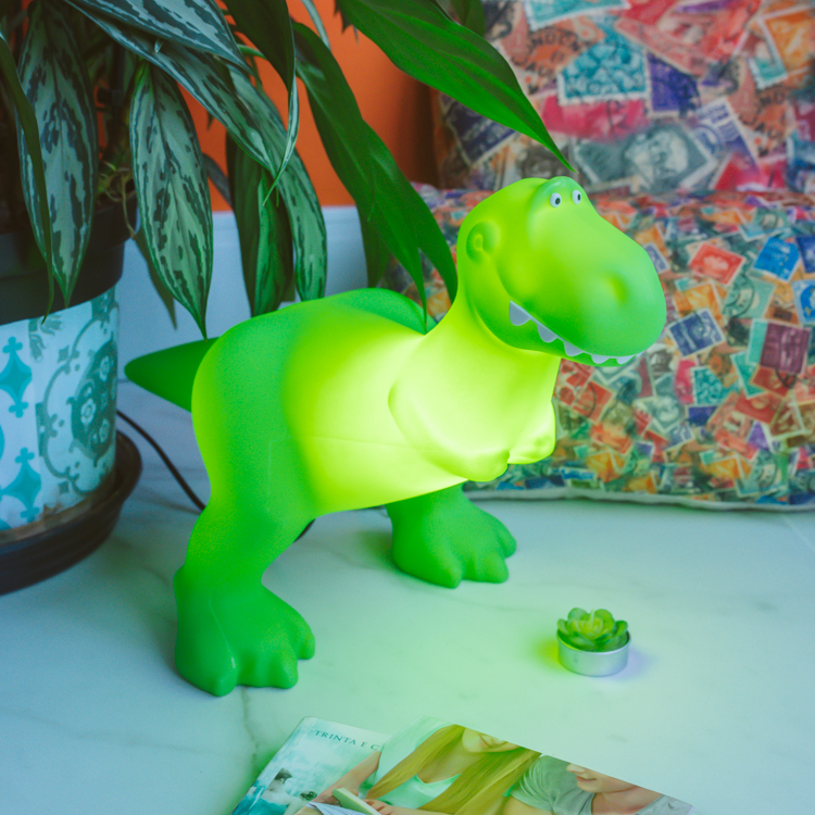 quarto de dinossauro menino bebê luminária rex toy story