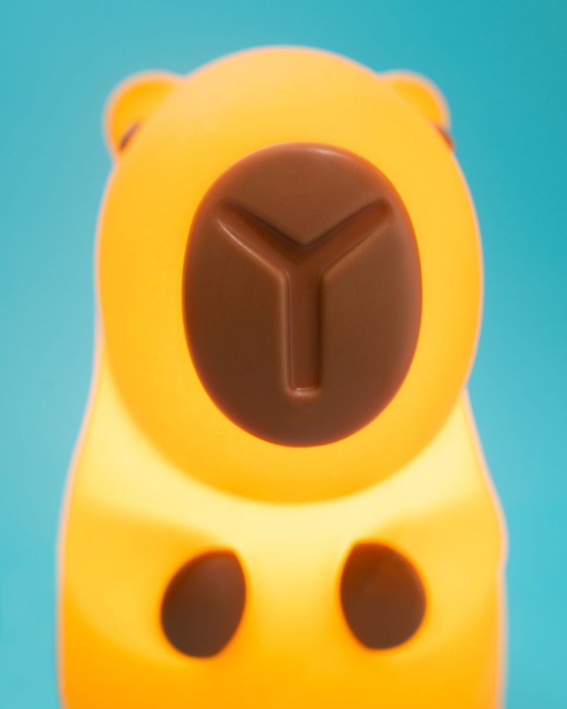 luminária capivara baby